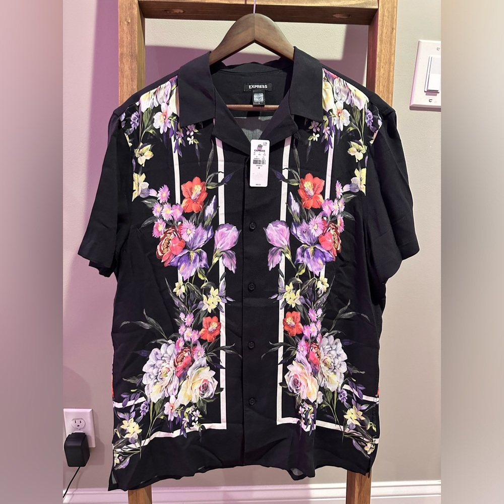 Express short sleeve button down